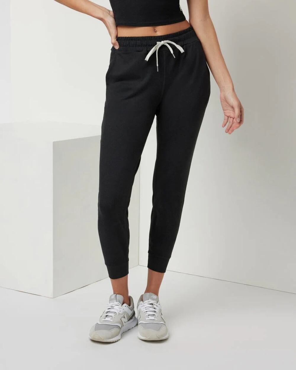 Vuori Performance Jogger Sweatpants Pants Women's Sz XS Black Athleisure Pockets